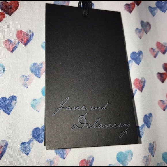 Jane and Delancey Vday Long Sleeves Top-NEW - Picture 4 of 10